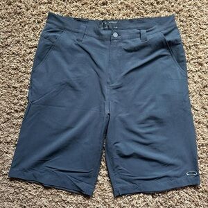Men’s Vintage Oakley Shorts. Size36.